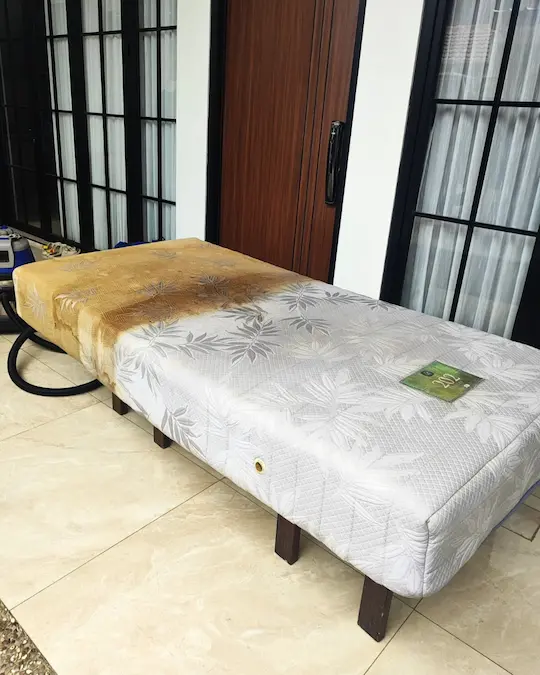 Kasur single setelah dicuci oleh Indeep Cleaning